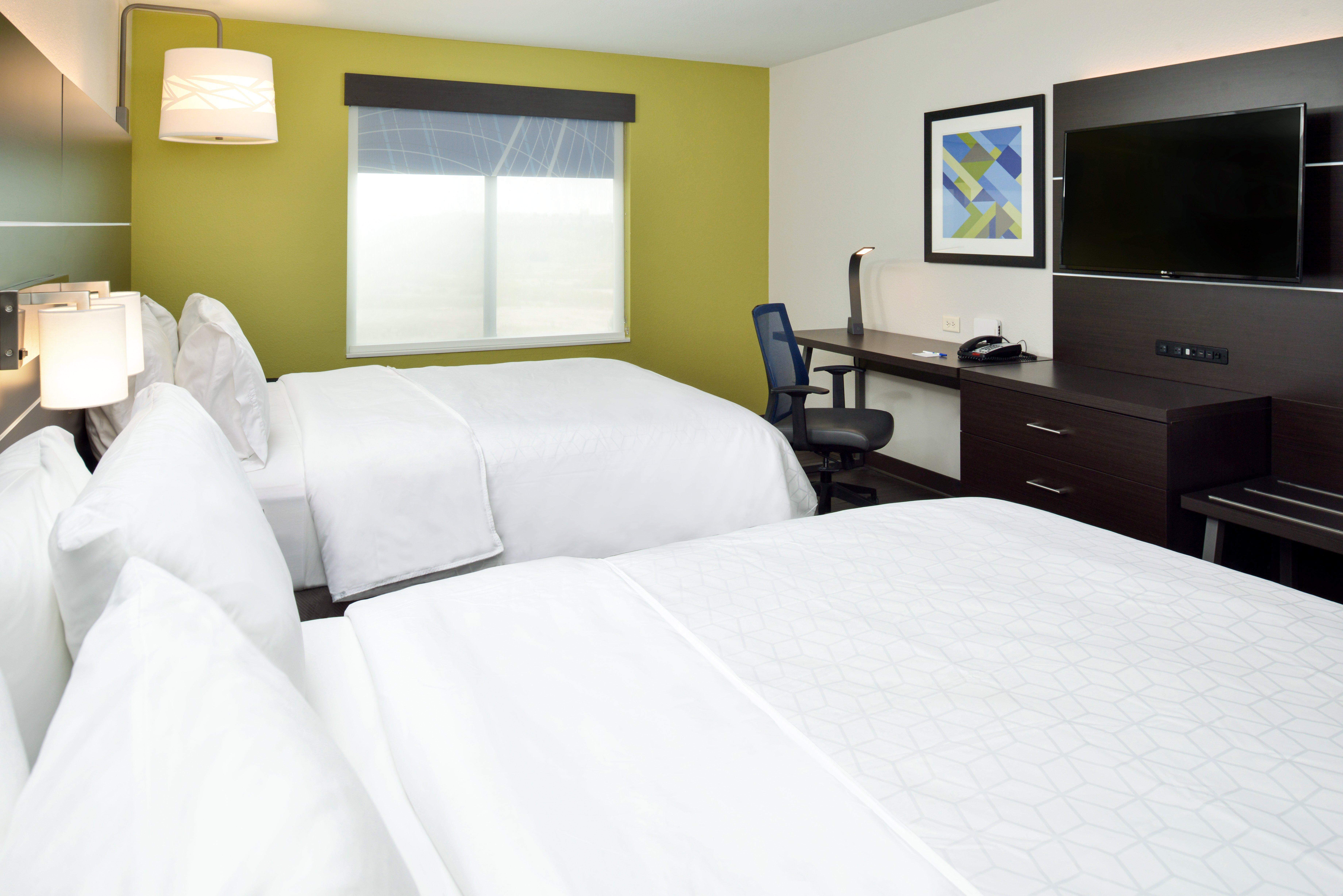 Holiday Inn Express & Suites Pueblo By Ihg Exterior foto