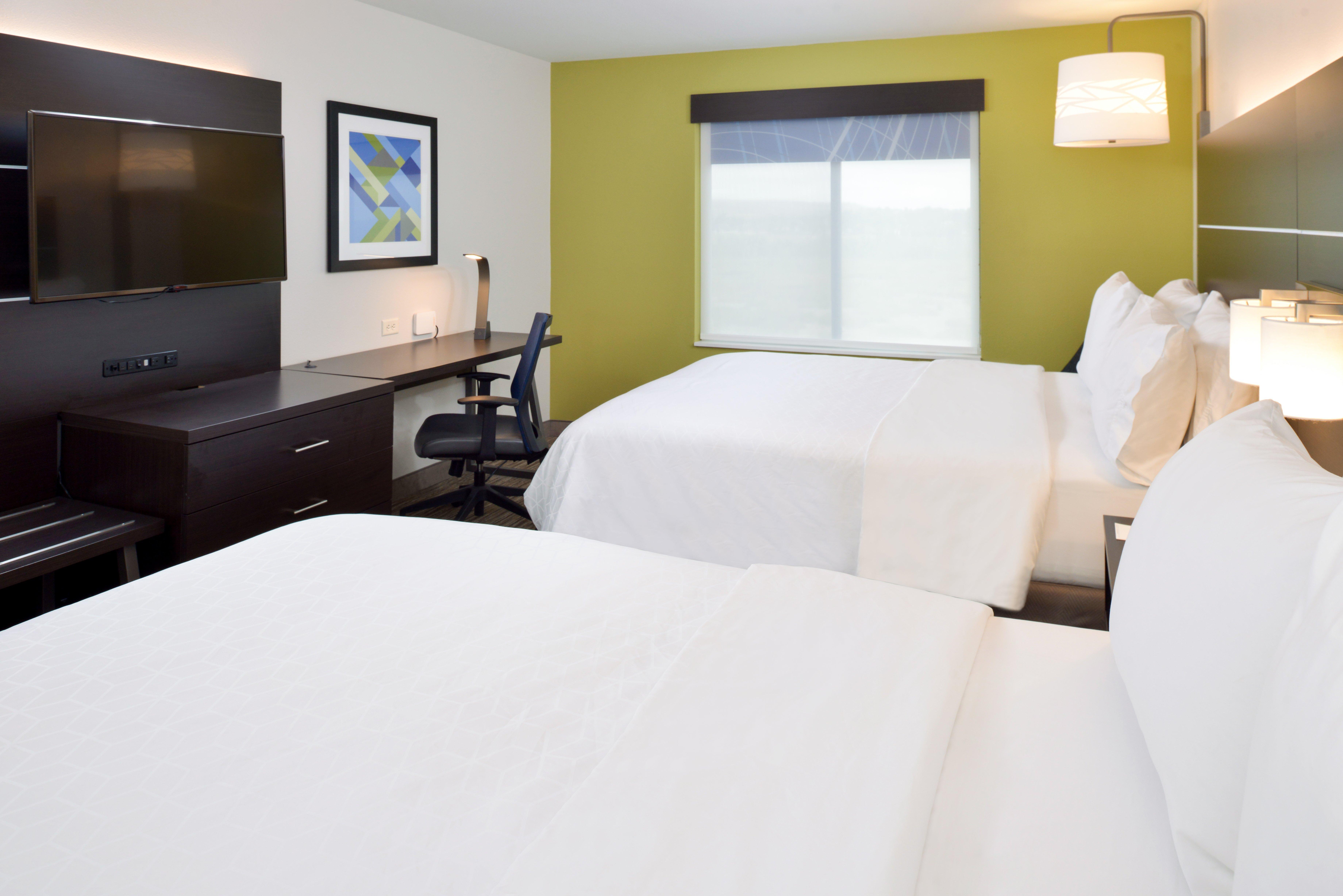 Holiday Inn Express & Suites Pueblo By Ihg Exterior foto